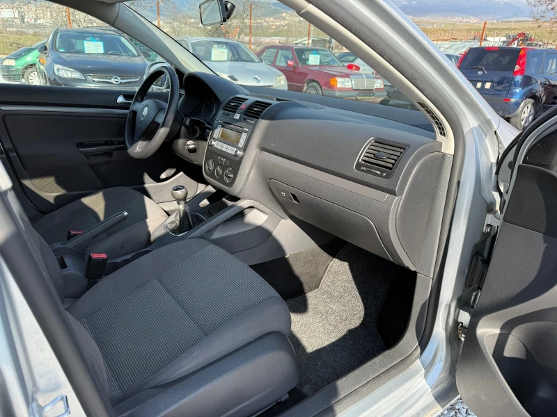 VW Golf Golf 5 1.9 105кс, снимка 9 - Автомобили и джипове - 53368096