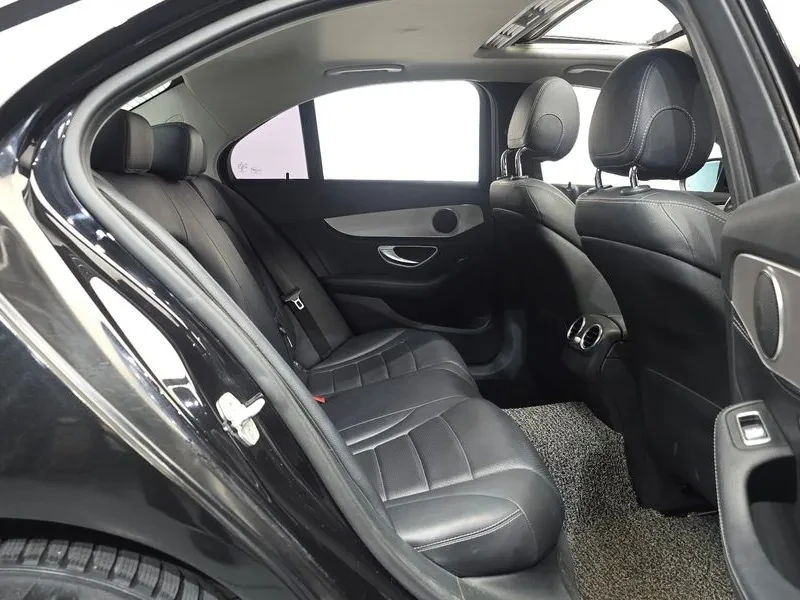 Mercedes-Benz C 220 Bluetech Avantgarde, снимка 12 - Автомобили и джипове - 55830210