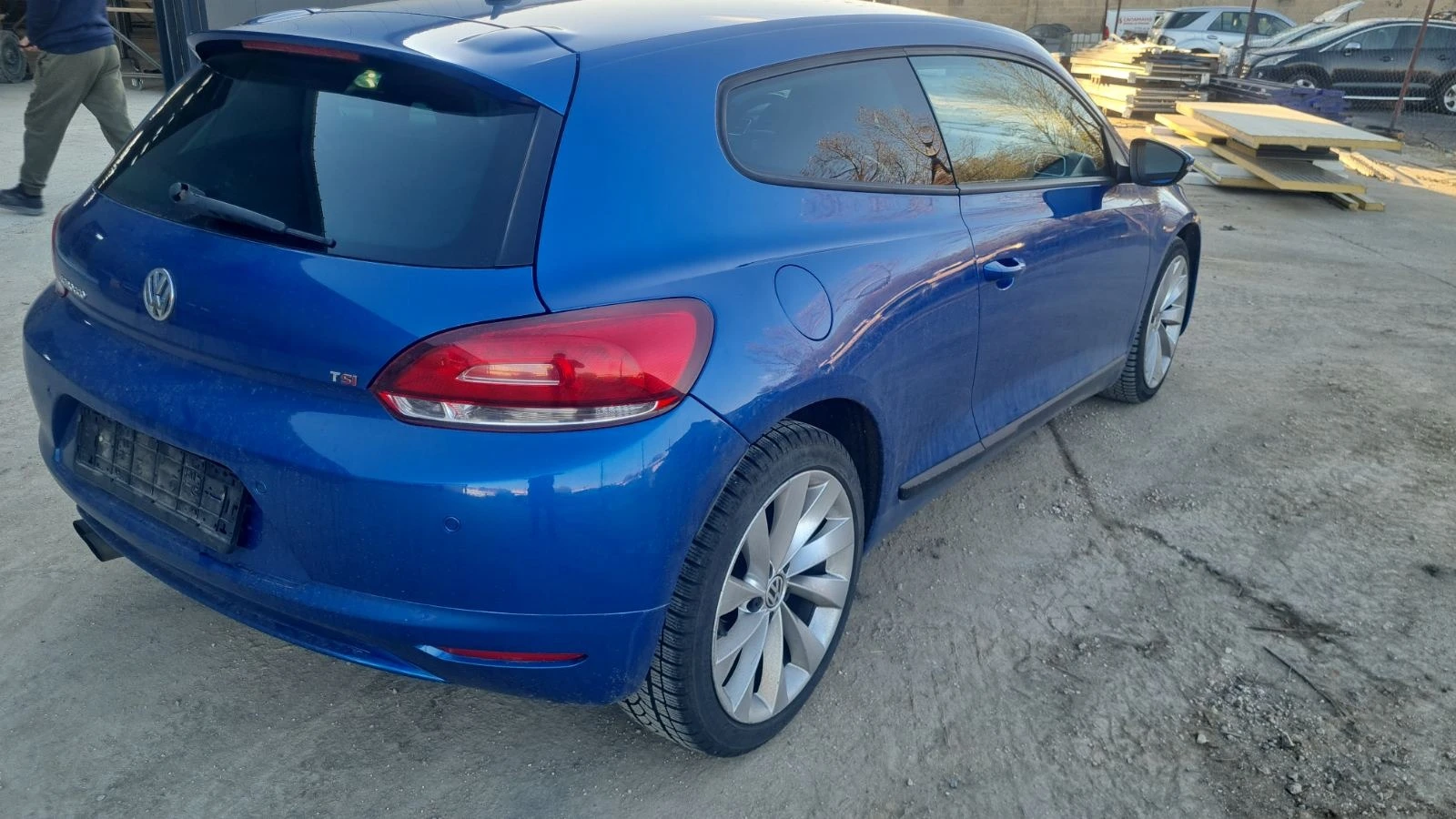 VW Scirocco 1.4TSI 160КС - изображение 5