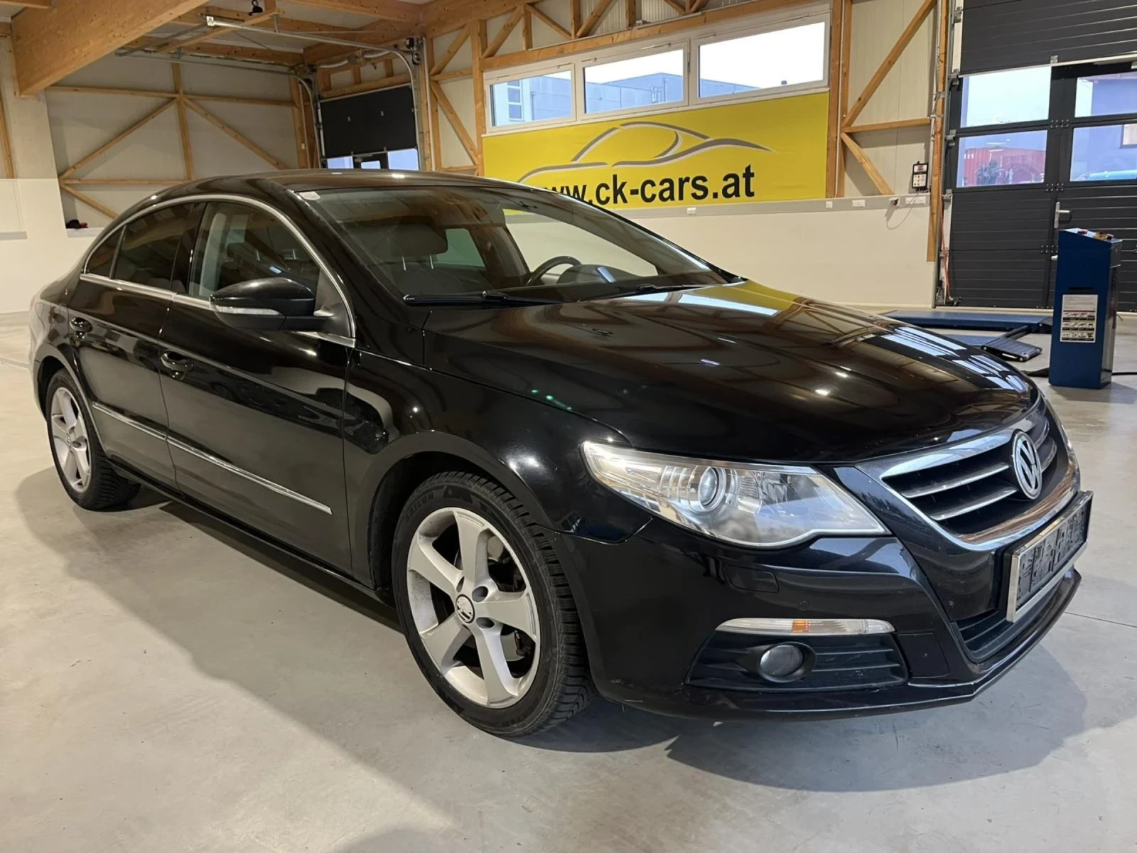 VW CC 2.0 TDI 4MOTION - изображение 2