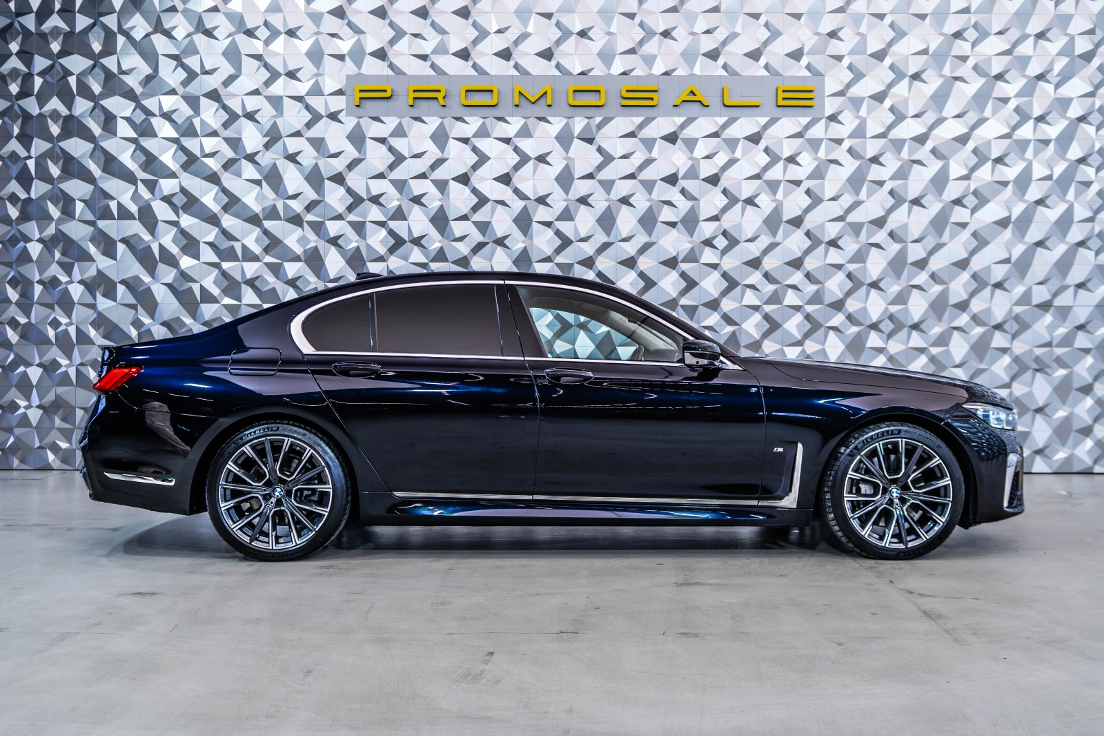 BMW 740  xDrive M Sportpaket ACC/Head/LIVE/Laser/20 - изображение 6