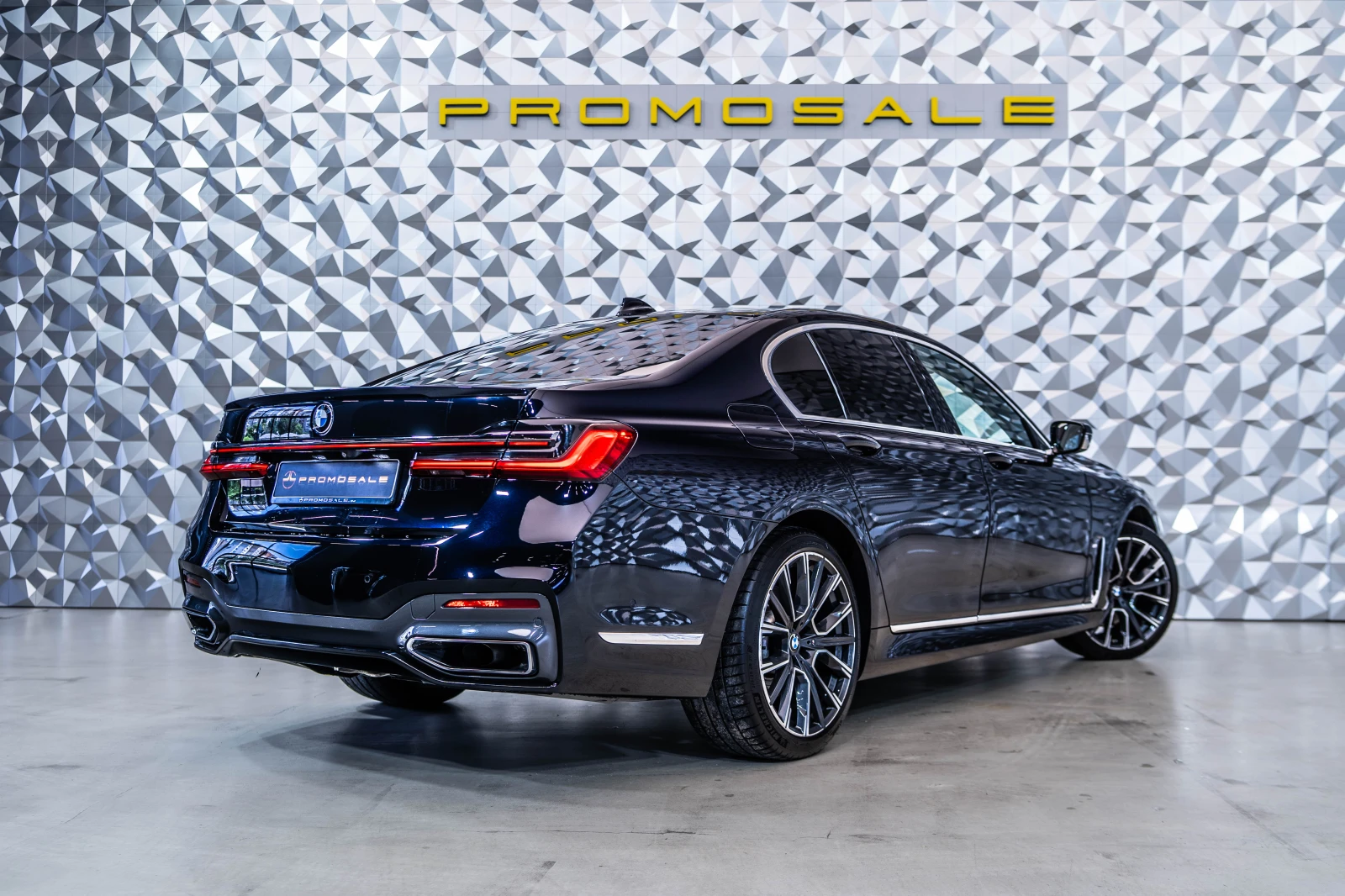 BMW 740  xDrive M Sportpaket ACC/Head/LIVE/Laser/20 - изображение 4