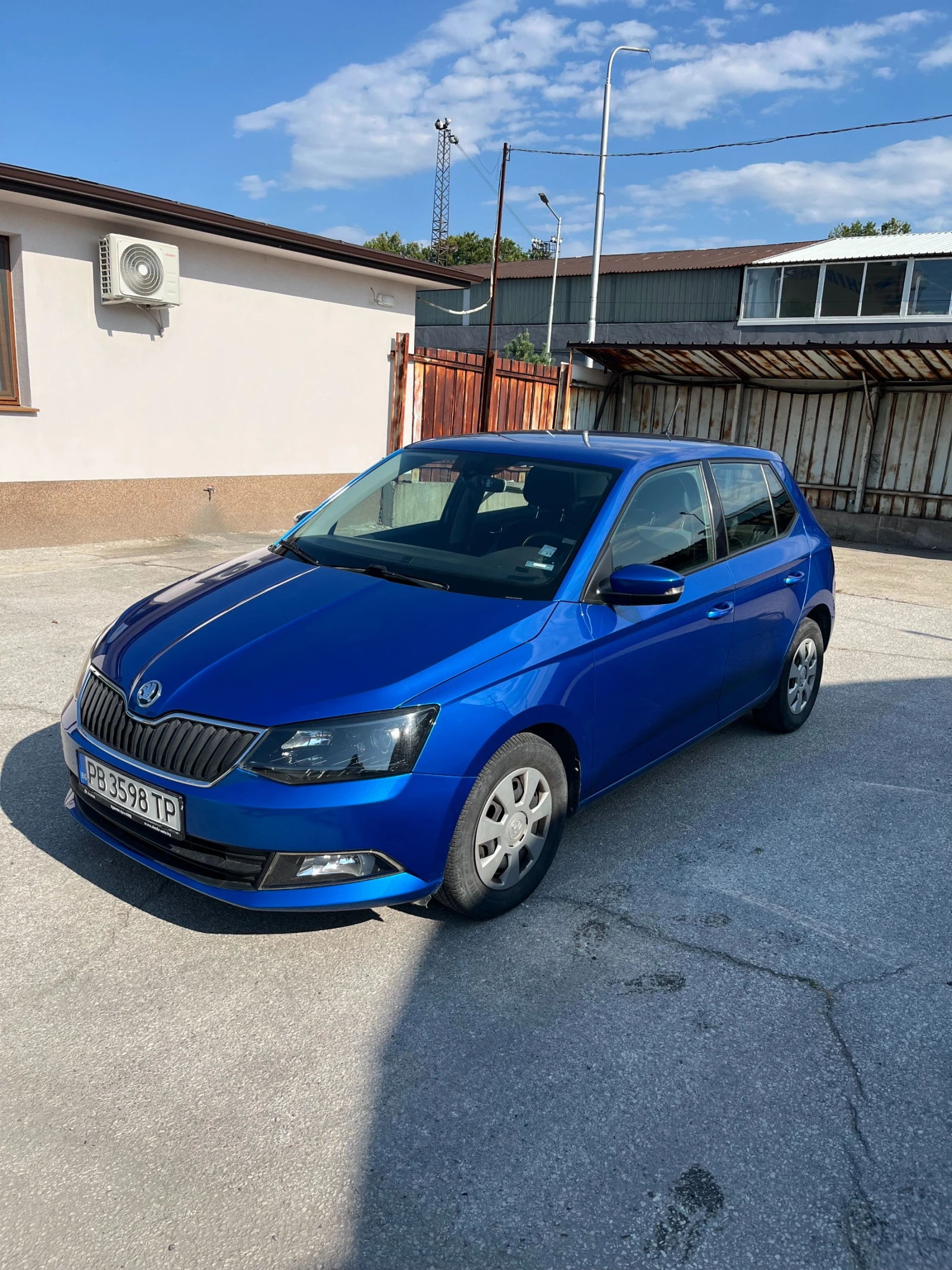 Skoda Fabia АМБИШЪН 1.0 MPI  - изображение 2