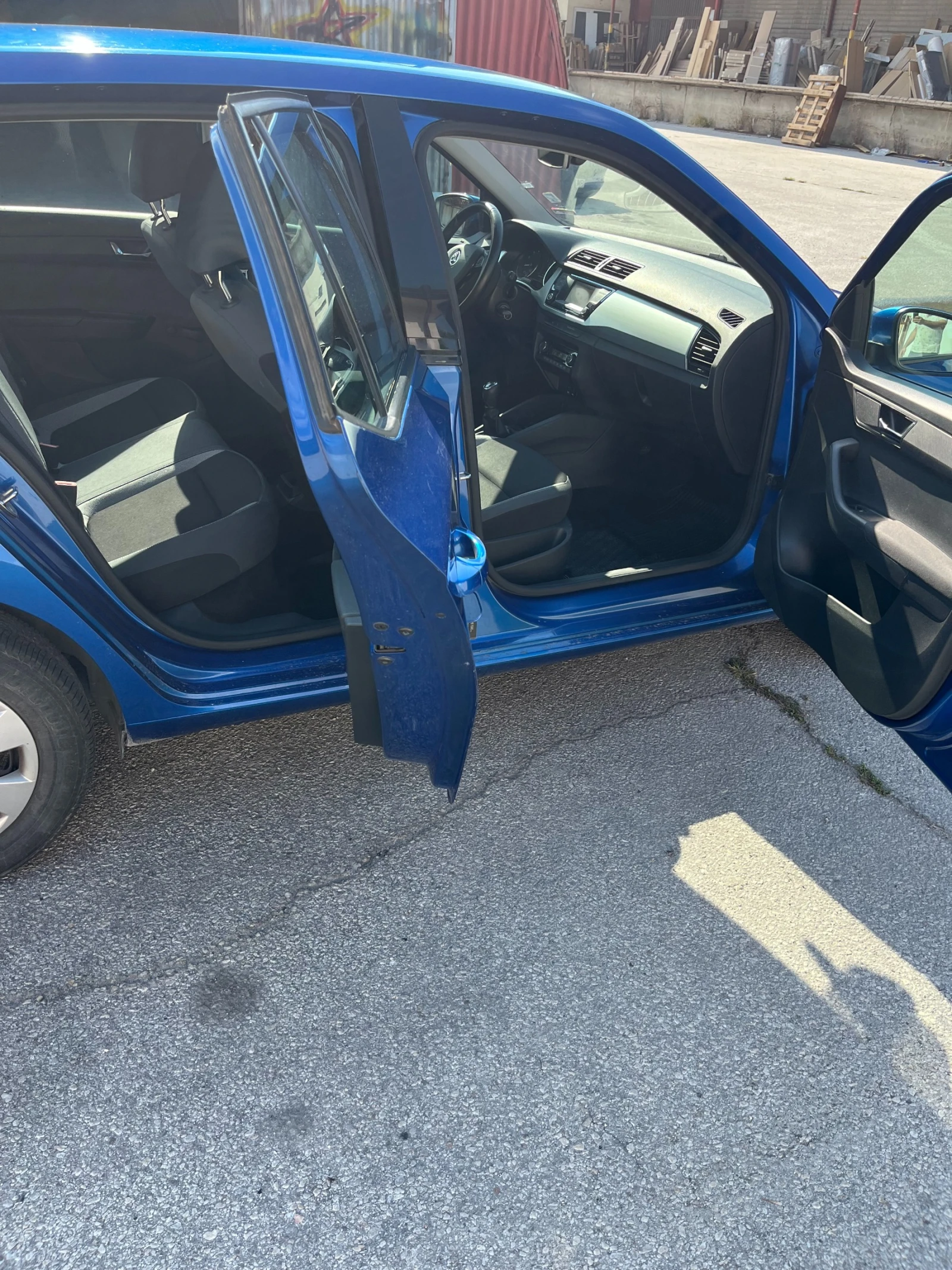 Skoda Fabia АМБИШЪН 1.0 MPI  - изображение 8