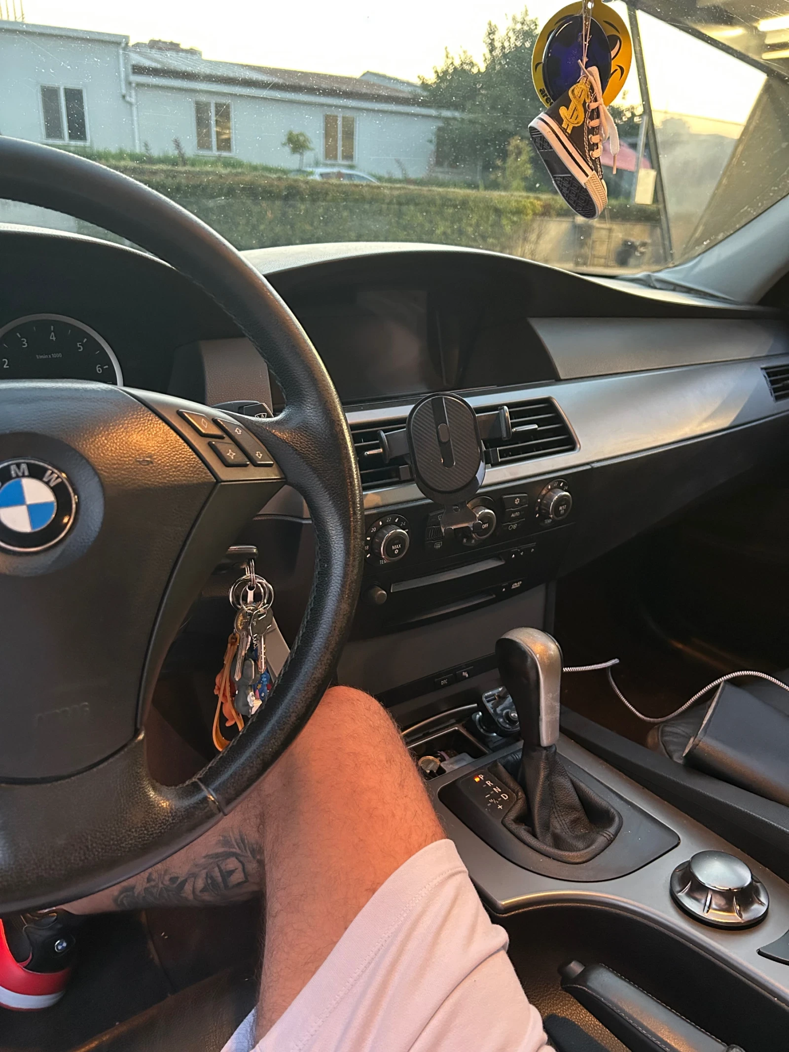 BMW 525 525i - изображение 7