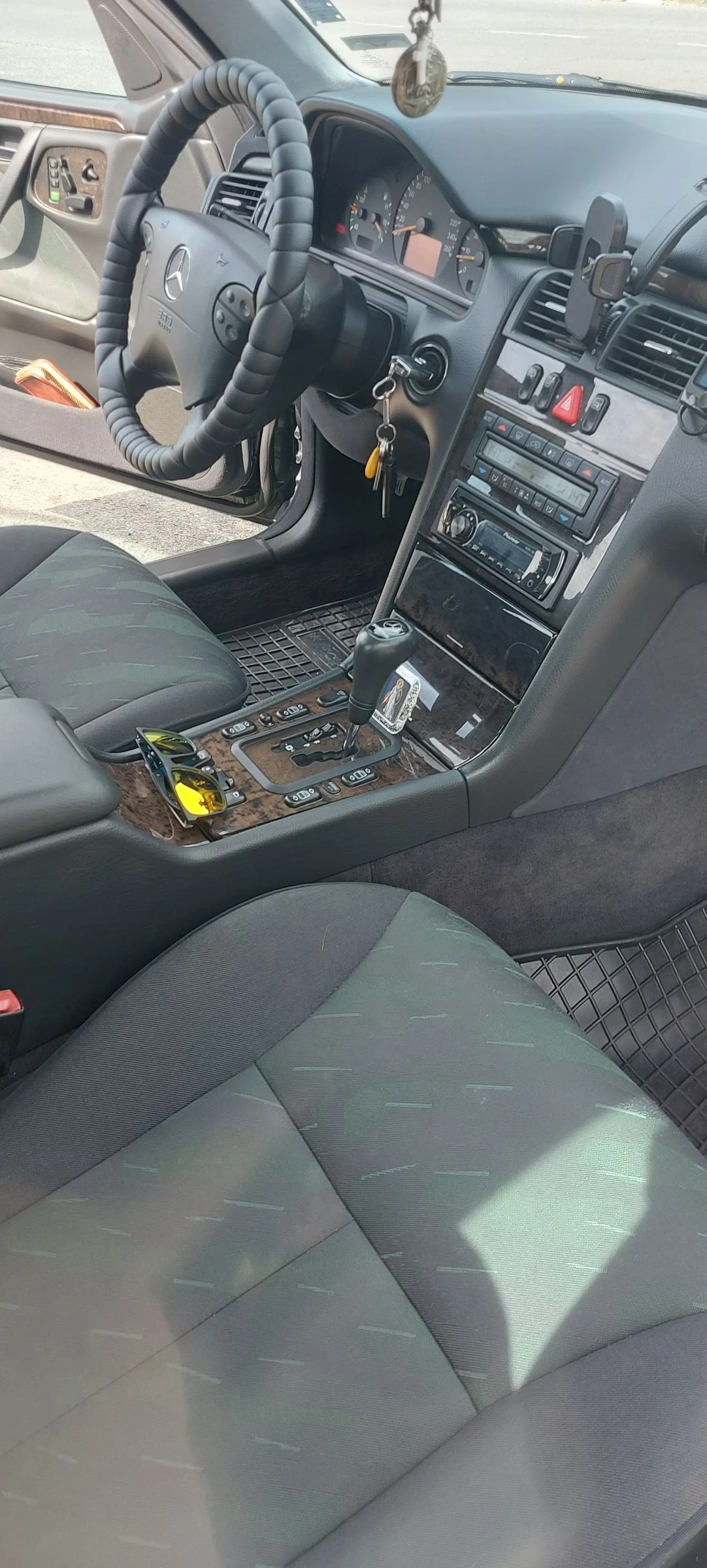 Mercedes-Benz E 430 | Mobile.bg   16