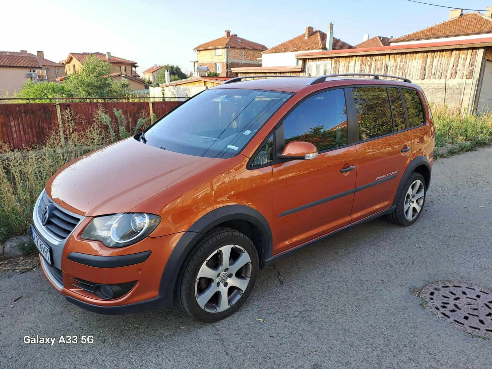 VW Touran CROSS 1.4TSI  140HP - изображение 2