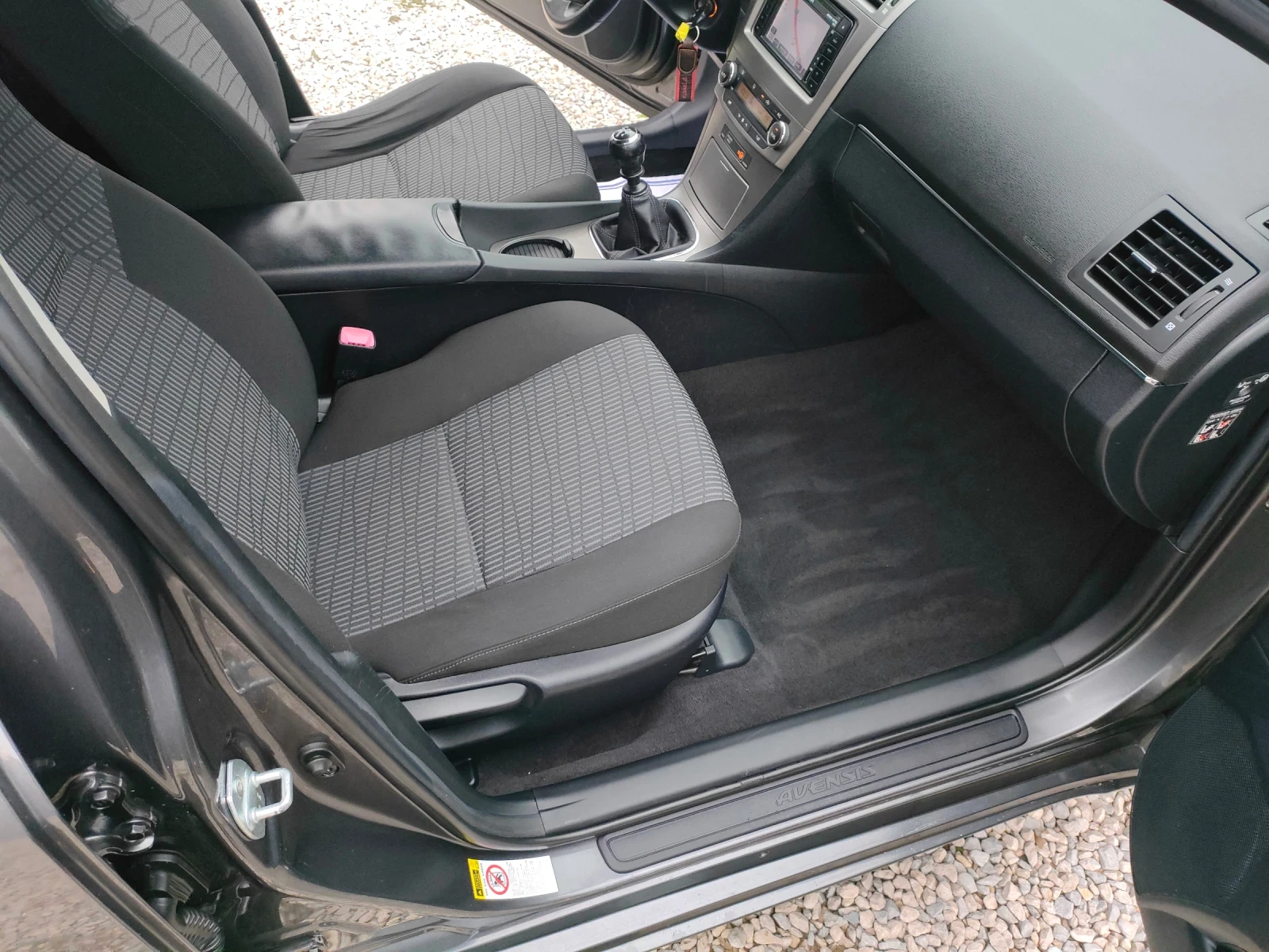 Toyota Avensis 2.2-150. | Mobile.bg   15