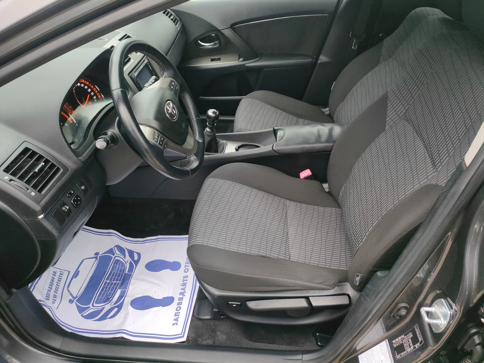 Toyota Avensis 2.2-150кс.Италия - изображение 8