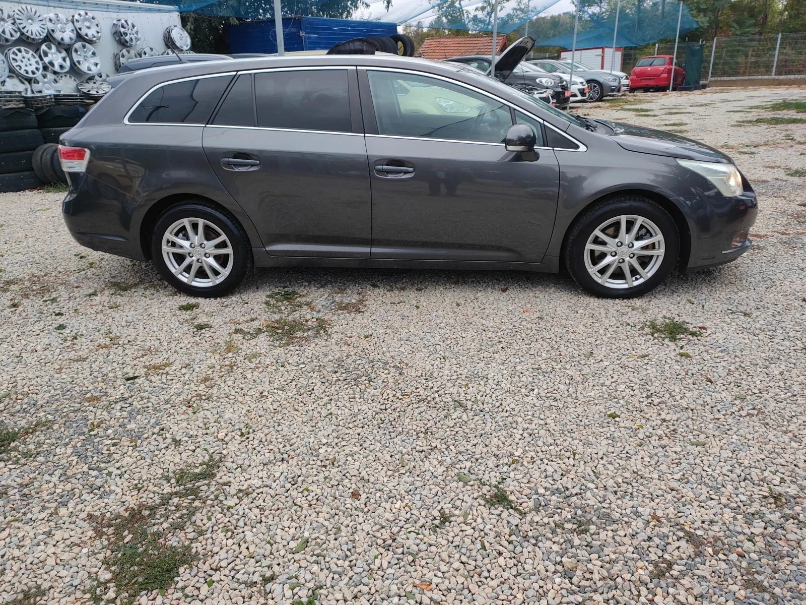 Toyota Avensis 2.2-150кс.Италия - изображение 4