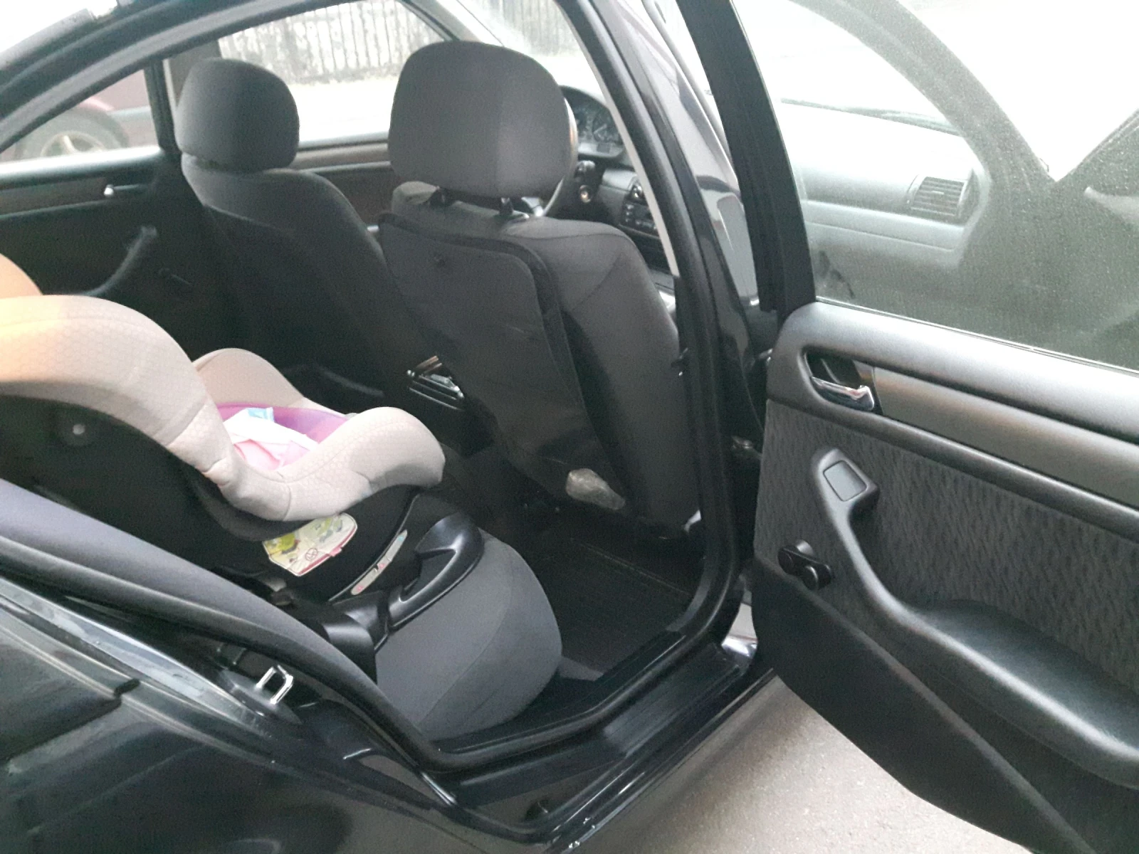 BMW 318 1.9 - изображение 8