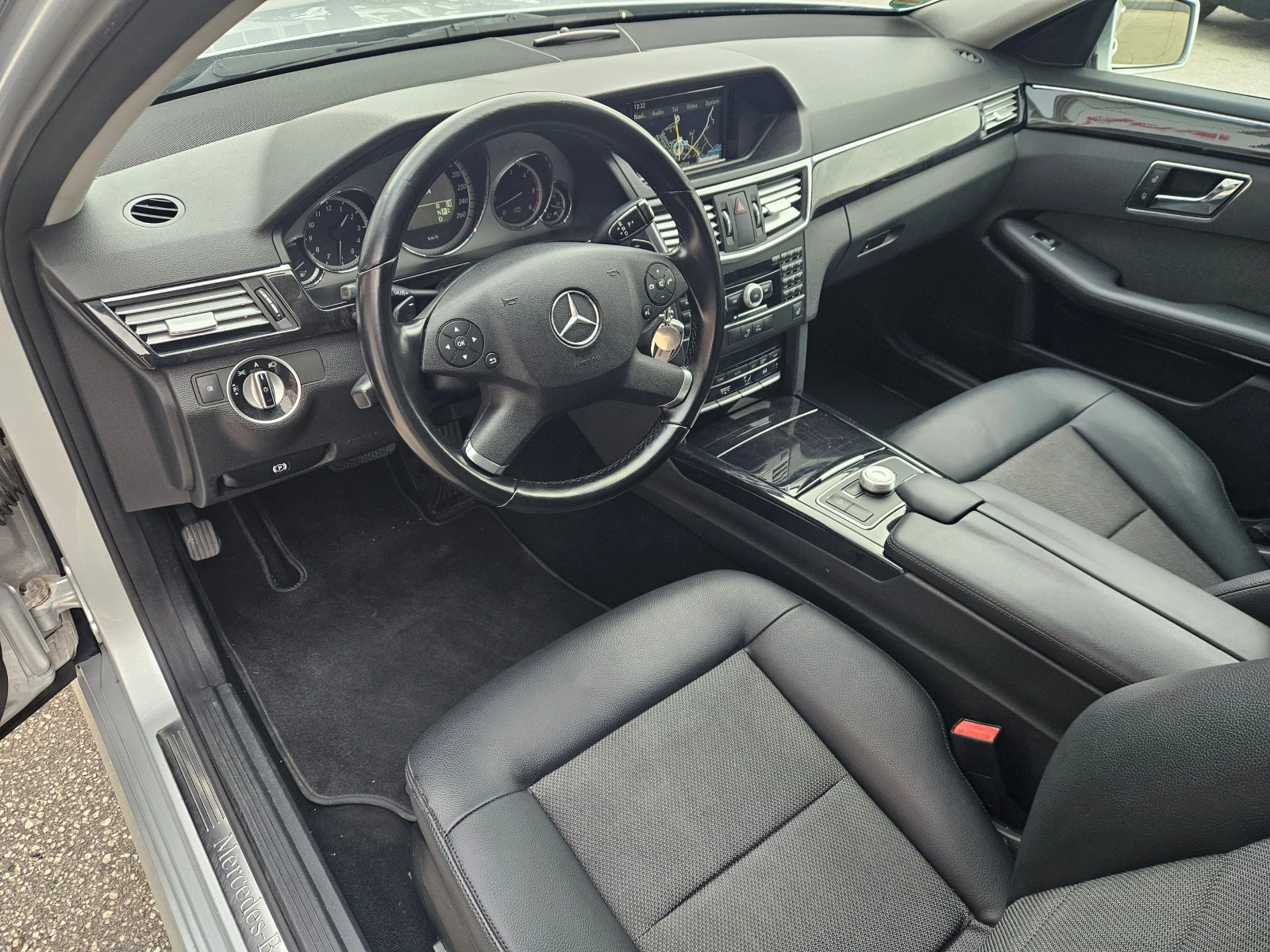 Mercedes-Benz E 350 CDI-Avantgarde (265 Hp) 4Matic - изображение 9