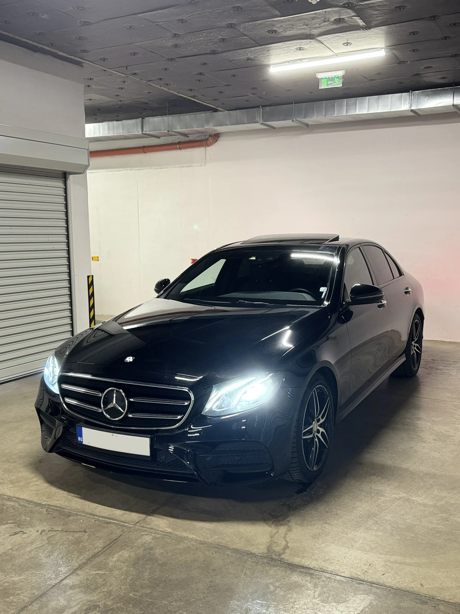 Mercedes-Benz E 220  - изображение 2