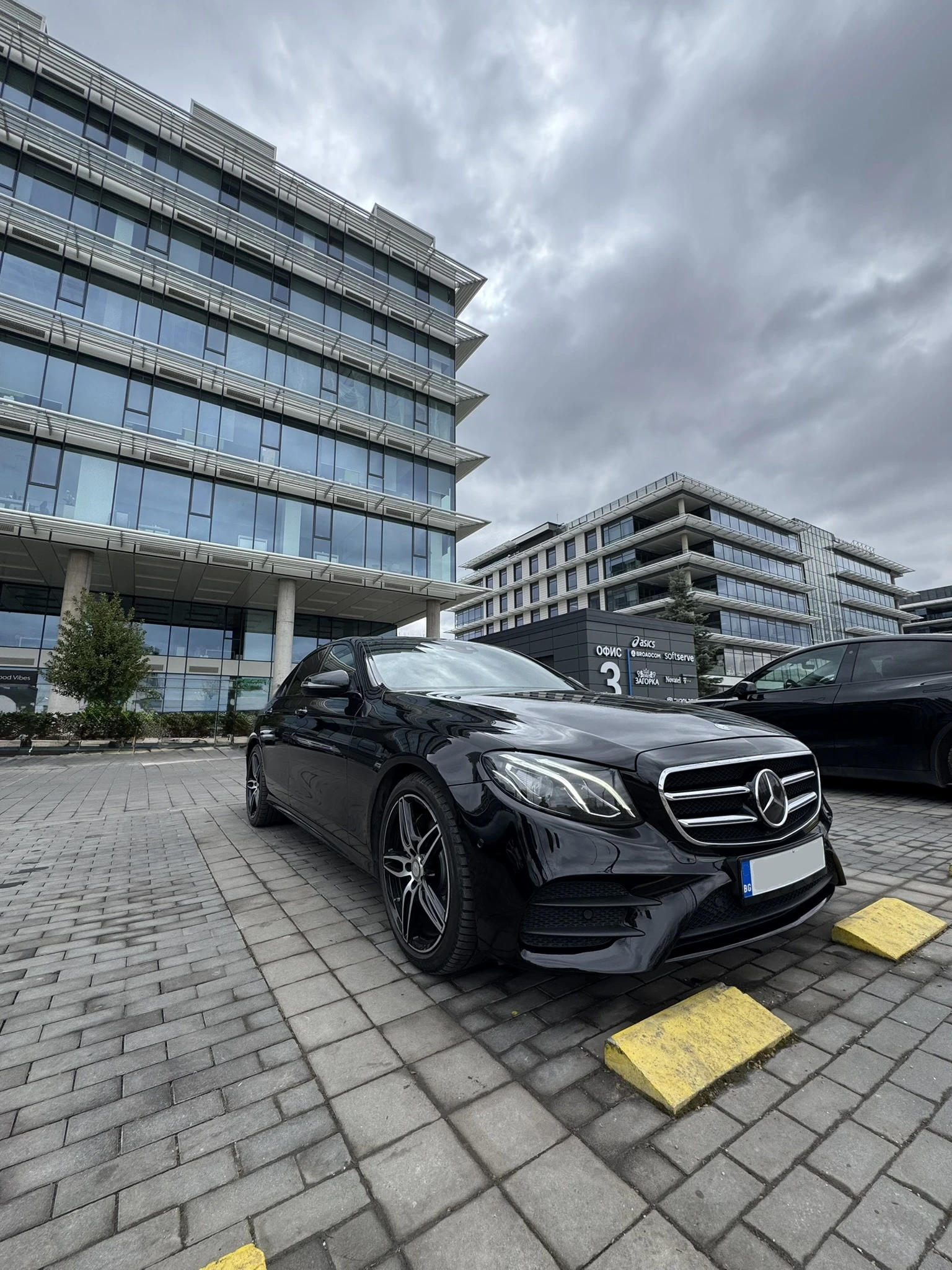 Mercedes-Benz E 220 Digital, Burmester, Lane Assist, Сменена Верига