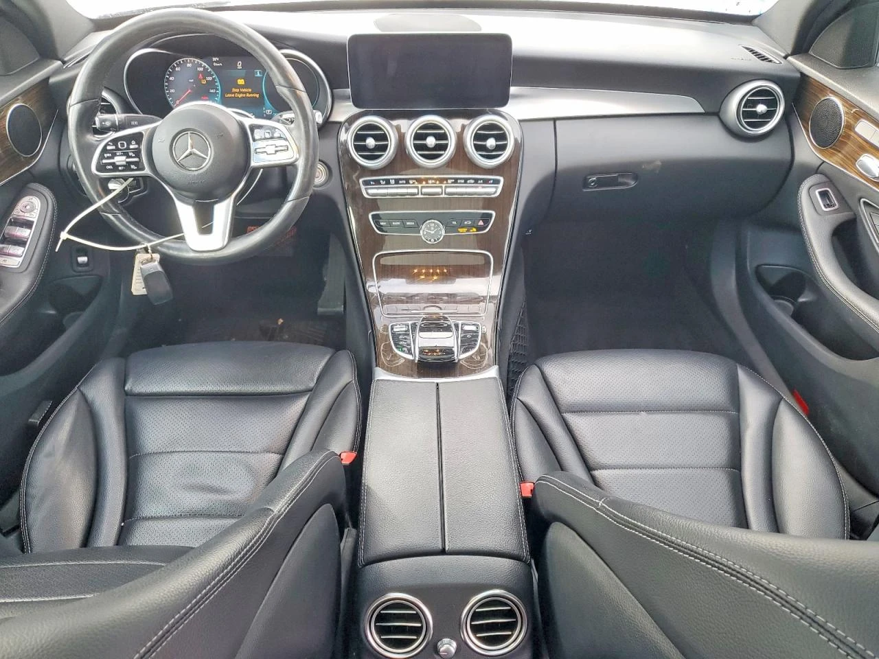 Mercedes-Benz C 300 4MATIC, снимка 8 - Автомобили и джипове - 53879796