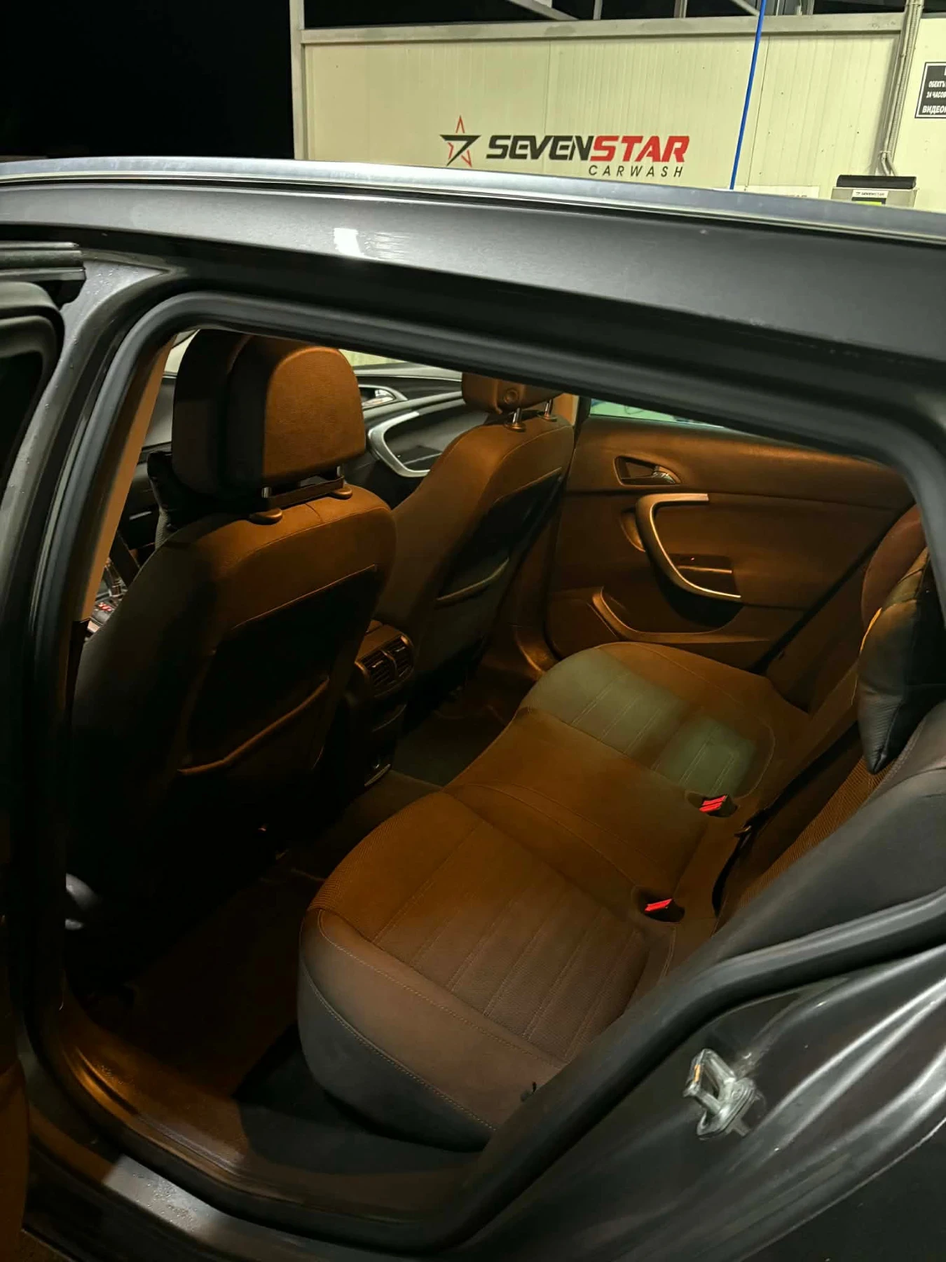 Opel Insignia, снимка 5 - Автомобили и джипове - 53918370