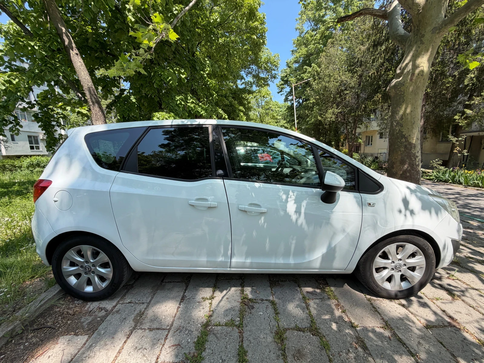 Opel Meriva, снимка 12 - Автомобили и джипове - 54544574