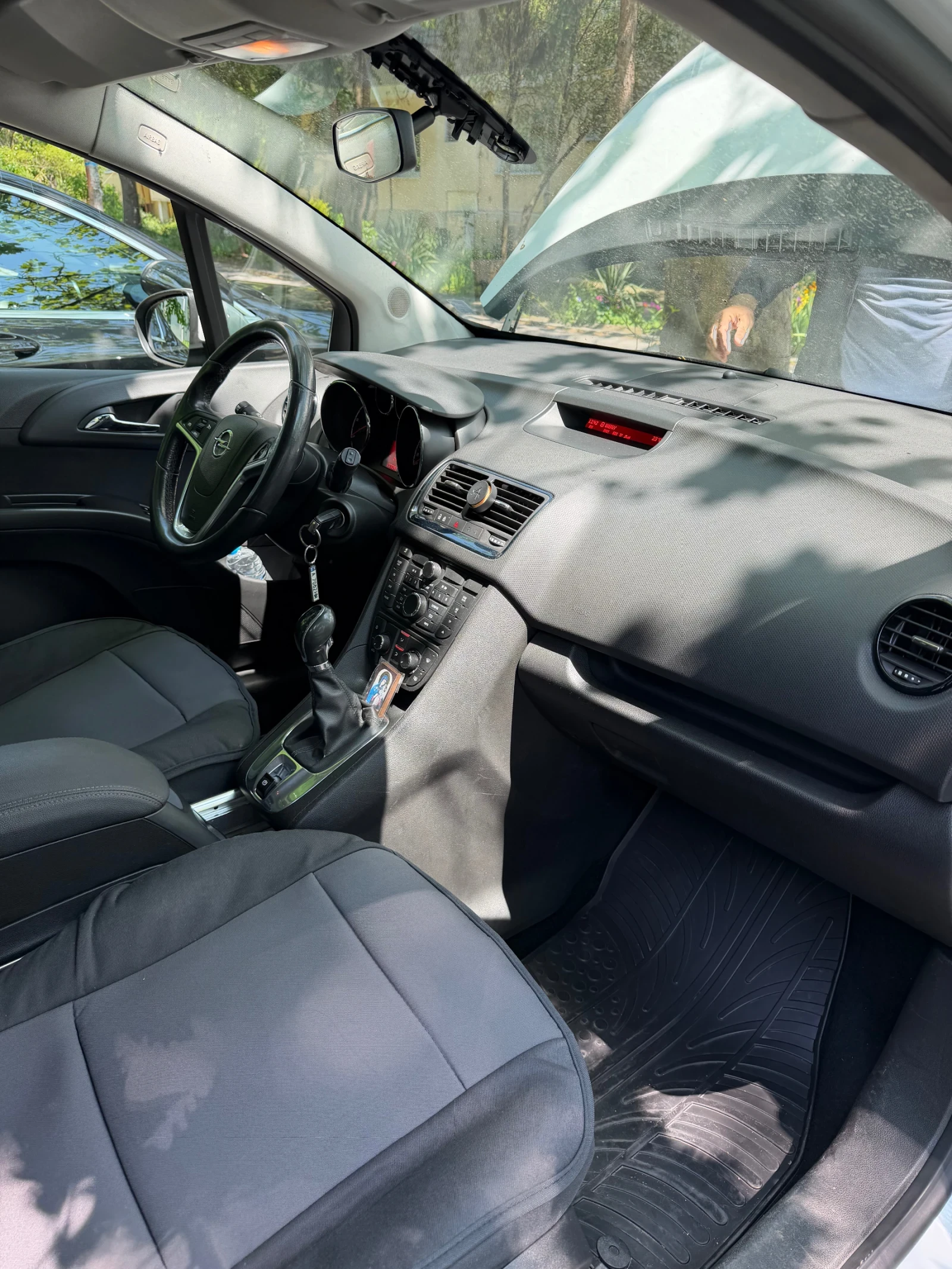 Opel Meriva, снимка 2 - Автомобили и джипове - 54544574