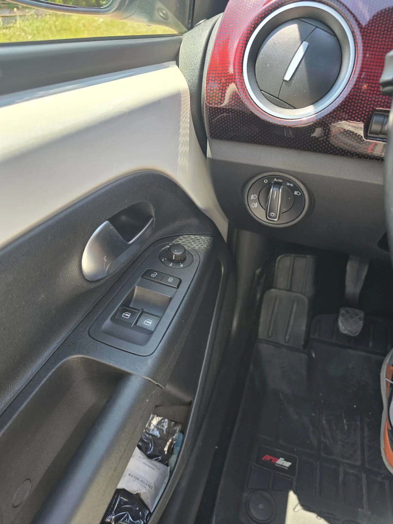 VW Up GTI, снимка 12 - Автомобили и джипове - 54959128