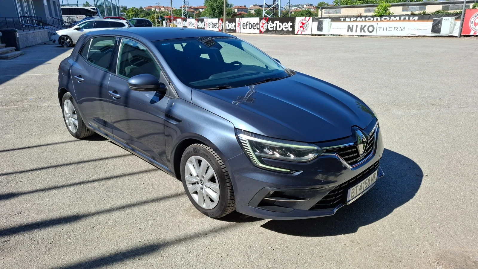 Renault Megane 1.5 DCI, снимка 6 - Автомобили и джипове - 55074473