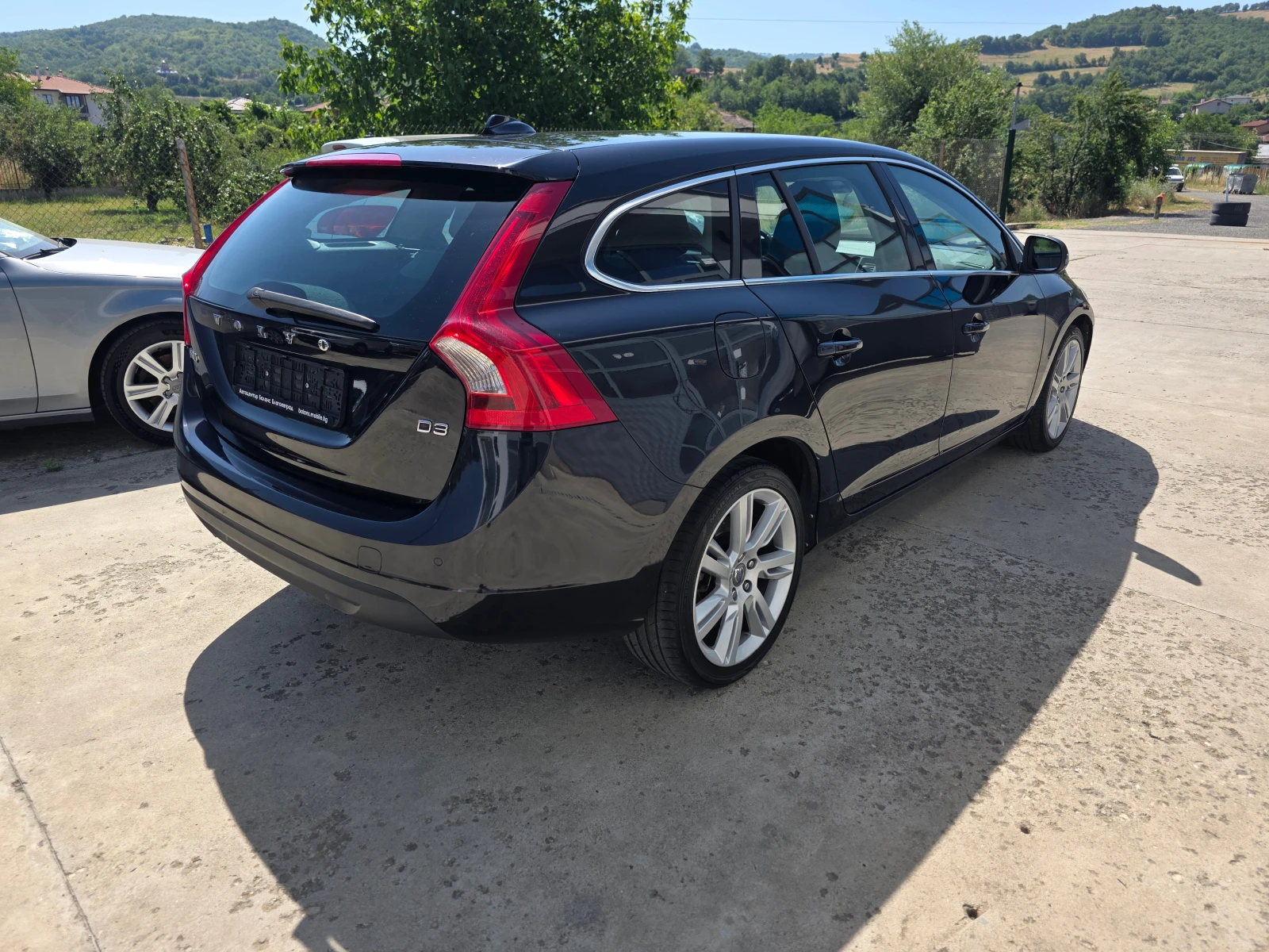 Volvo V60 2.0d 170000km!, снимка 8 - Автомобили и джипове - 55085878