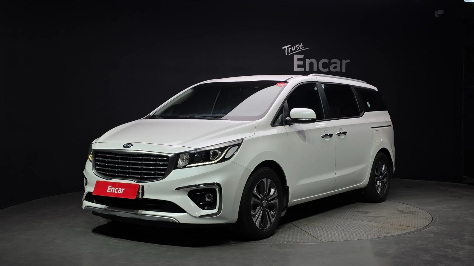 Kia Carnival LUXURY 2.2