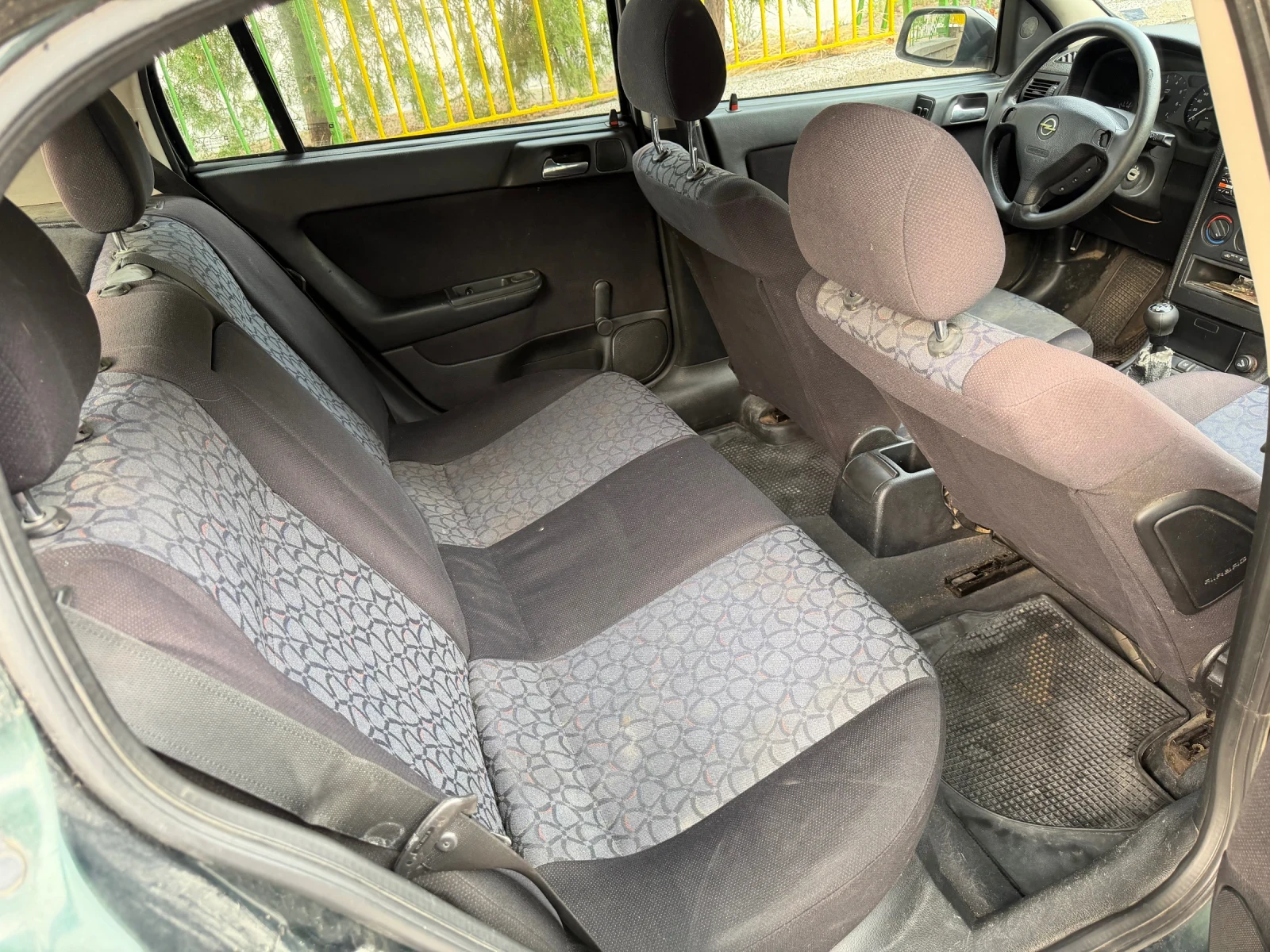 Opel Astra 1.8, снимка 5 - Автомобили и джипове - 55869293