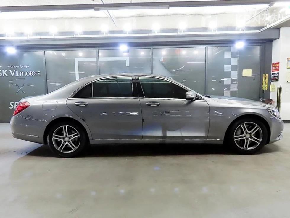 Mercedes-Benz S 400 4MATIC FIRST-CLASS * КРАЙНА ЦЕНА* TV , снимка 5 - Автомобили и джипове - 56092308