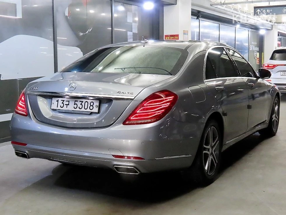 Mercedes-Benz S 400 4MATIC FIRST-CLASS * КРАЙНА ЦЕНА* TV , снимка 2 - Автомобили и джипове - 56092308