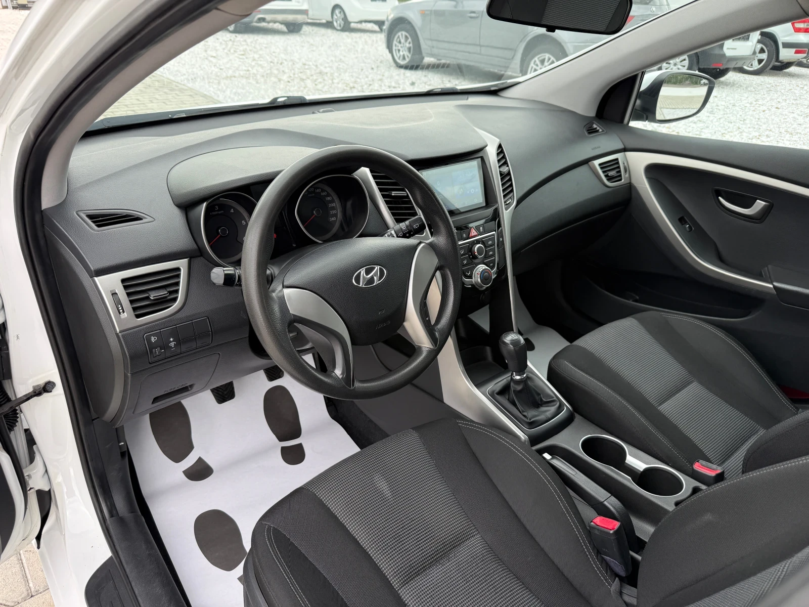 Hyundai I30 1.4CRDI , снимка 10 - Автомобили и джипове - 56199768