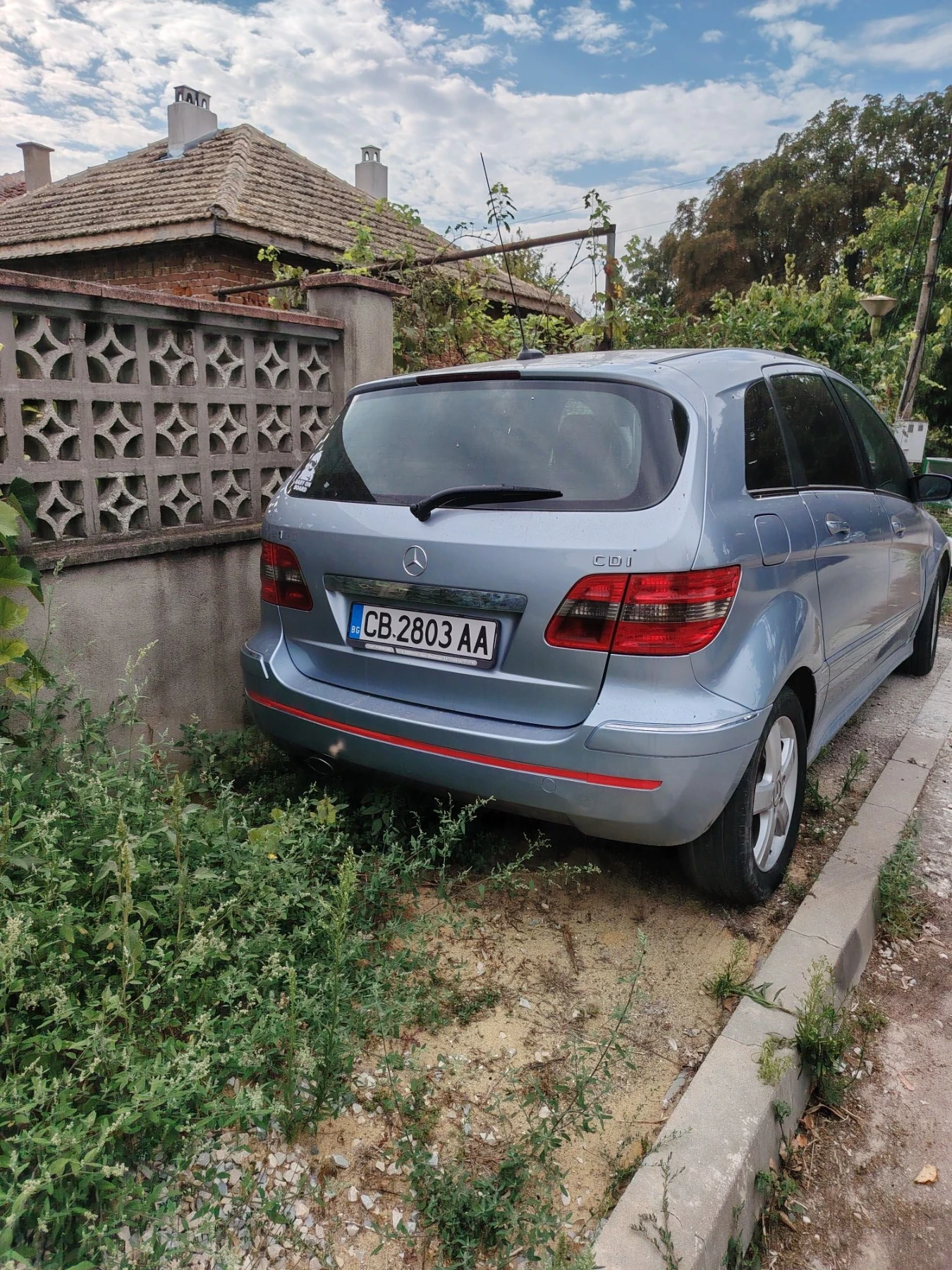 Mercedes-Benz B 180, снимка 3 - Автомобили и джипове - 56567231