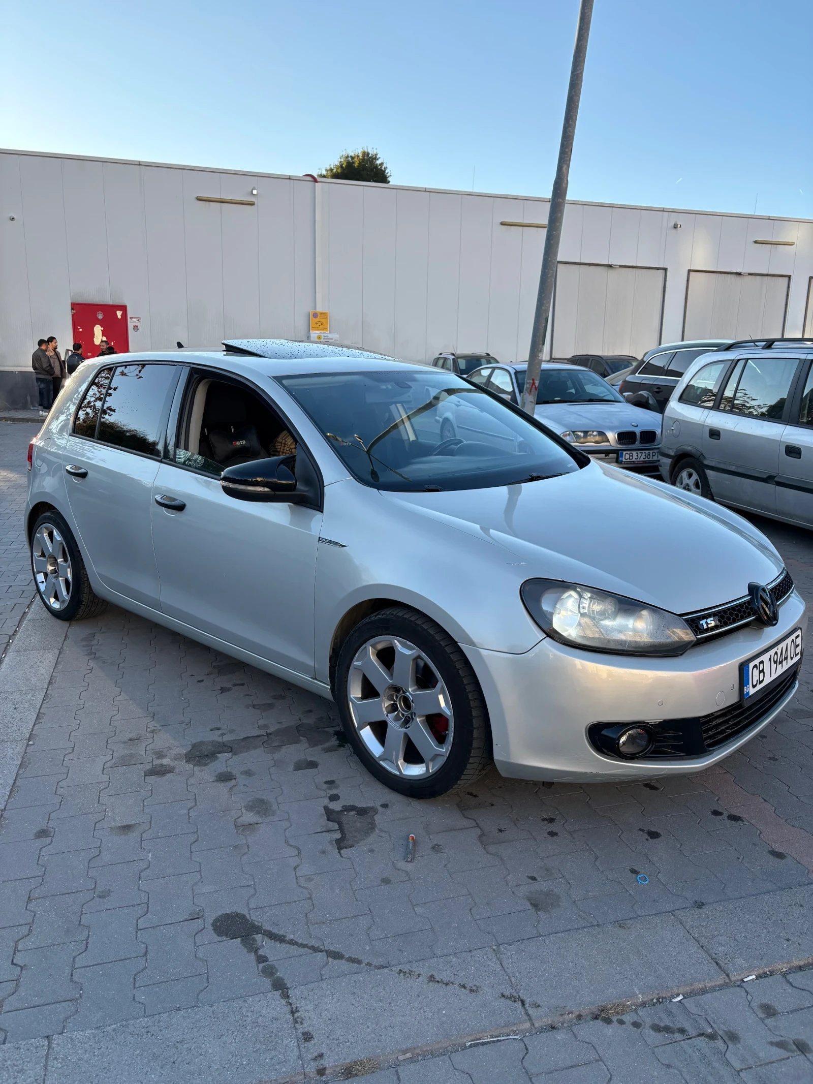 VW Golf, снимка 4 - Автомобили и джипове - 56602246