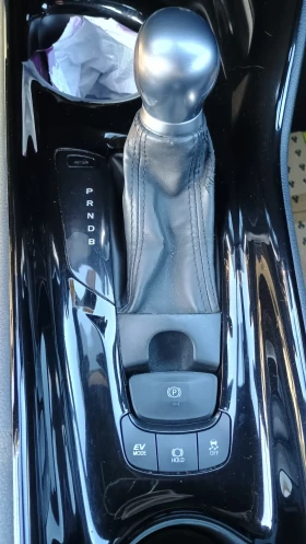 Toyota C-HR LIMITED EDITION , снимка 8