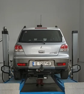 Mitsubishi Outlander 2.0i - 3000 € / 5867.49 лв. - 80153253 9