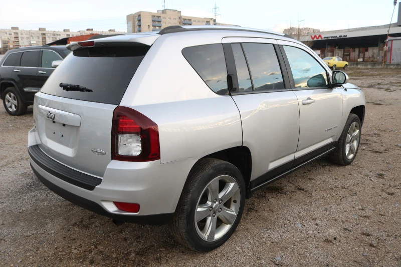 Jeep Compass 2.4 4x4, снимка 5 - Автомобили и джипове - 47026341