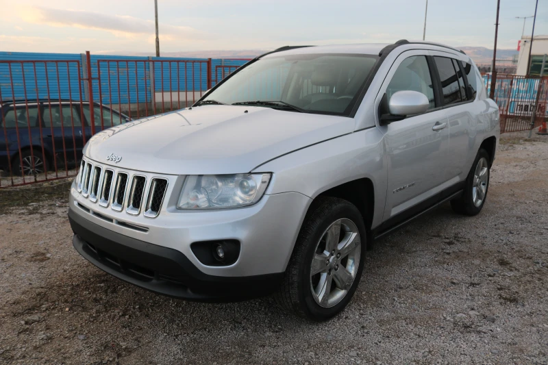 Jeep Compass 2.4 4x4, снимка 2 - Автомобили и джипове - 47026341