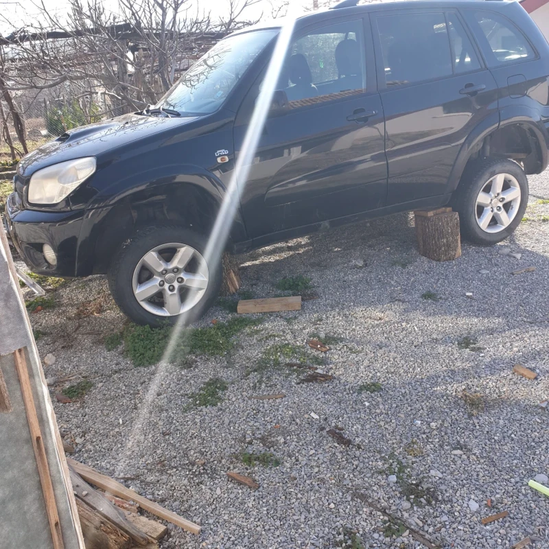 Toyota Rav4, снимка 1 - Автомобили и джипове - 48918837