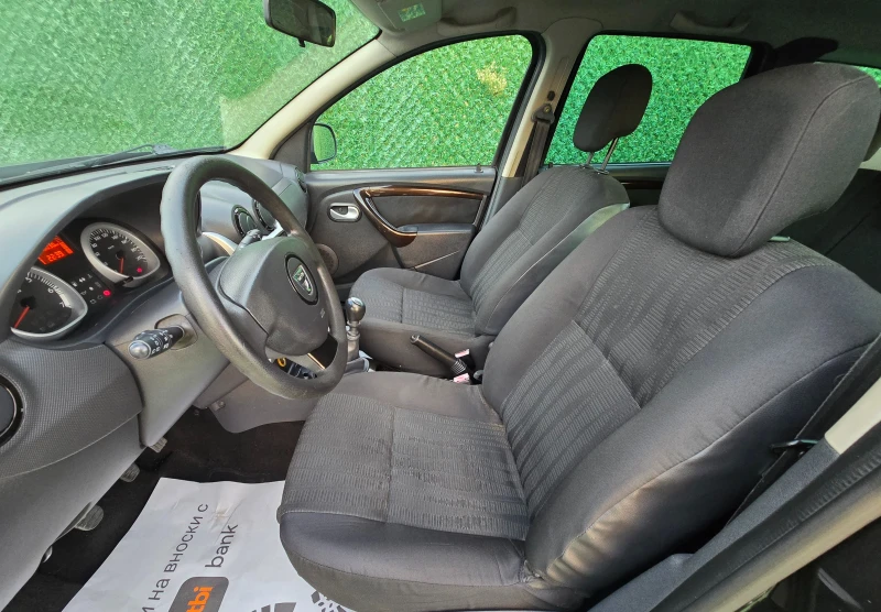 Dacia Duster 1.5dci* 107кс* НАВИГАЦИЯ* КАМЕРА, снимка 9 - Автомобили и джипове - 51696208