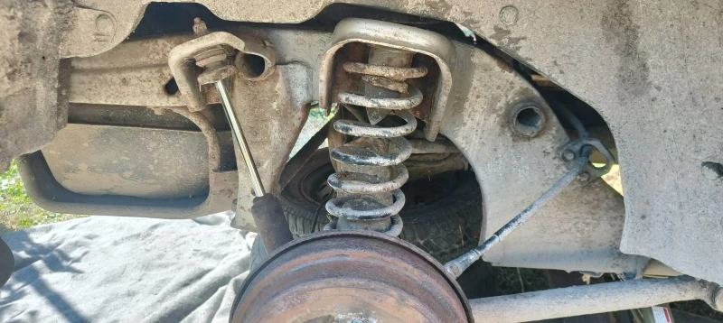 Suzuki Grand vitara, снимка 9 - Автомобили и джипове - 52748457