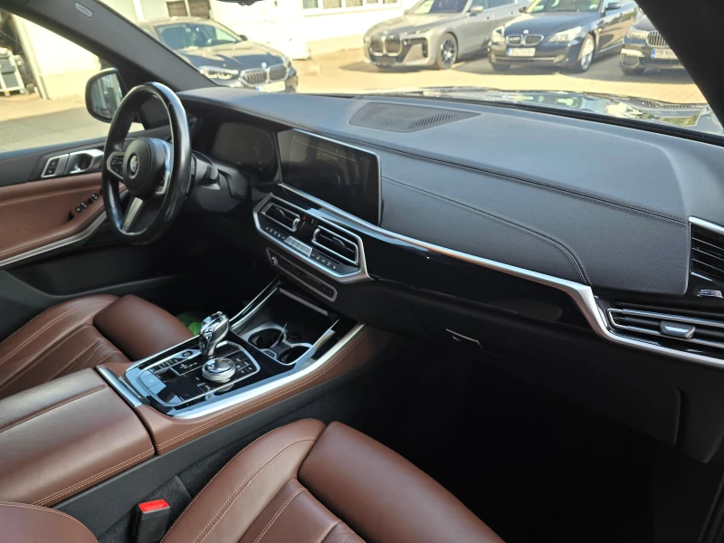 BMW X5 xDrive30d M Paket Individual, снимка 11 - Автомобили и джипове - 51835240
