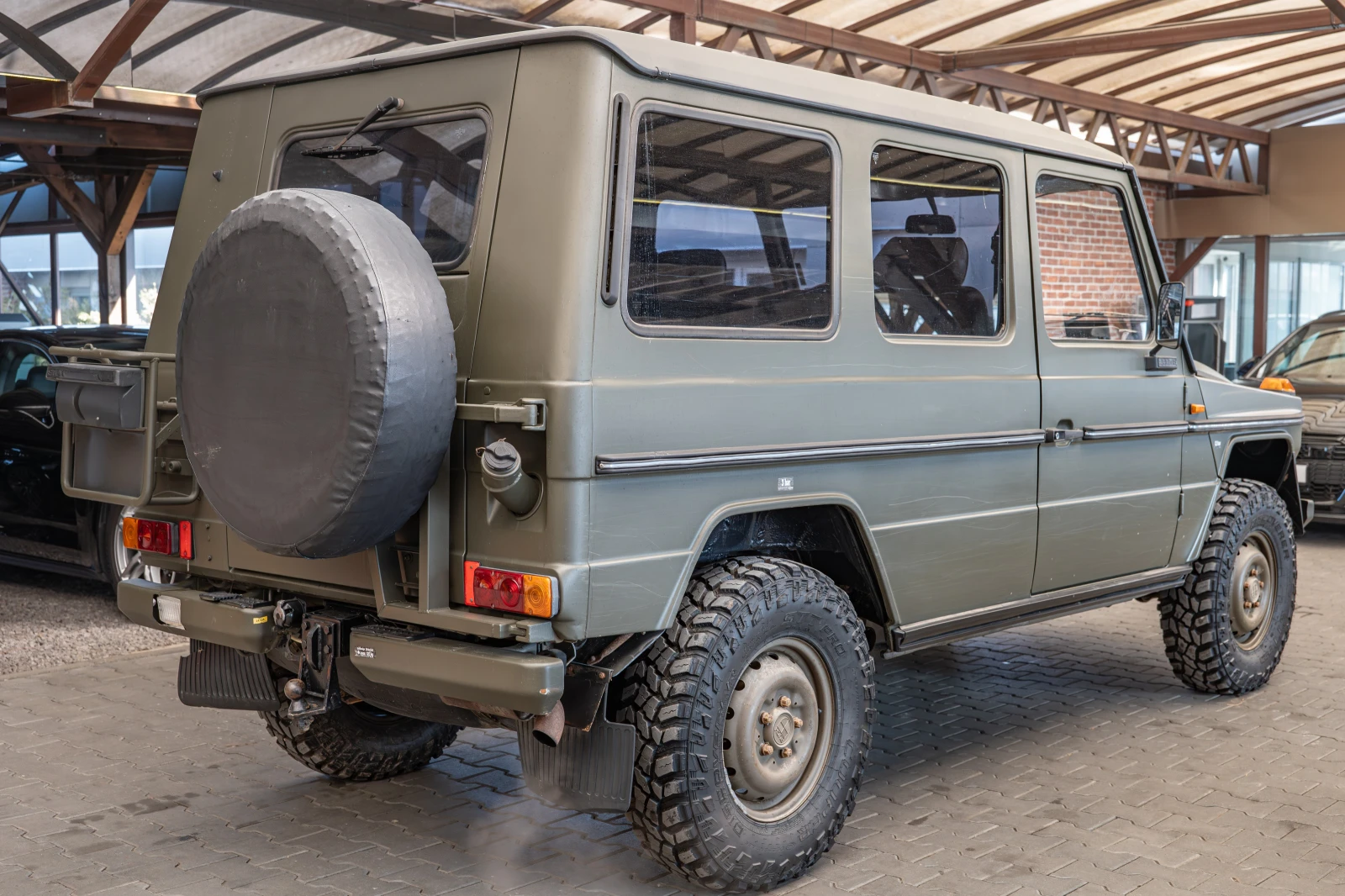 Mercedes-Benz G 230 PUCH/Swiss Army/ - изображение 5