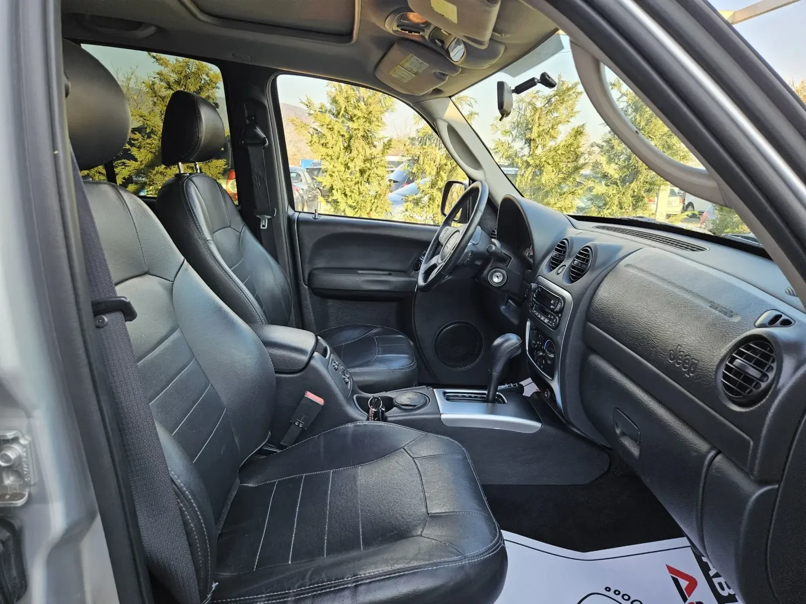 Jeep Cherokee 3.7i-204= = = 161.000 | Mobile.bg   15