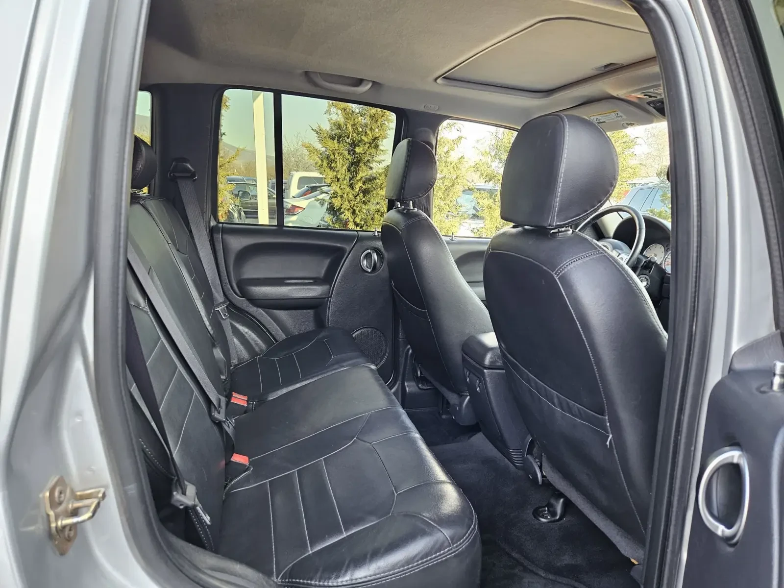 Jeep Cherokee 3.7i-204= = = 161.000 | Mobile.bg   14