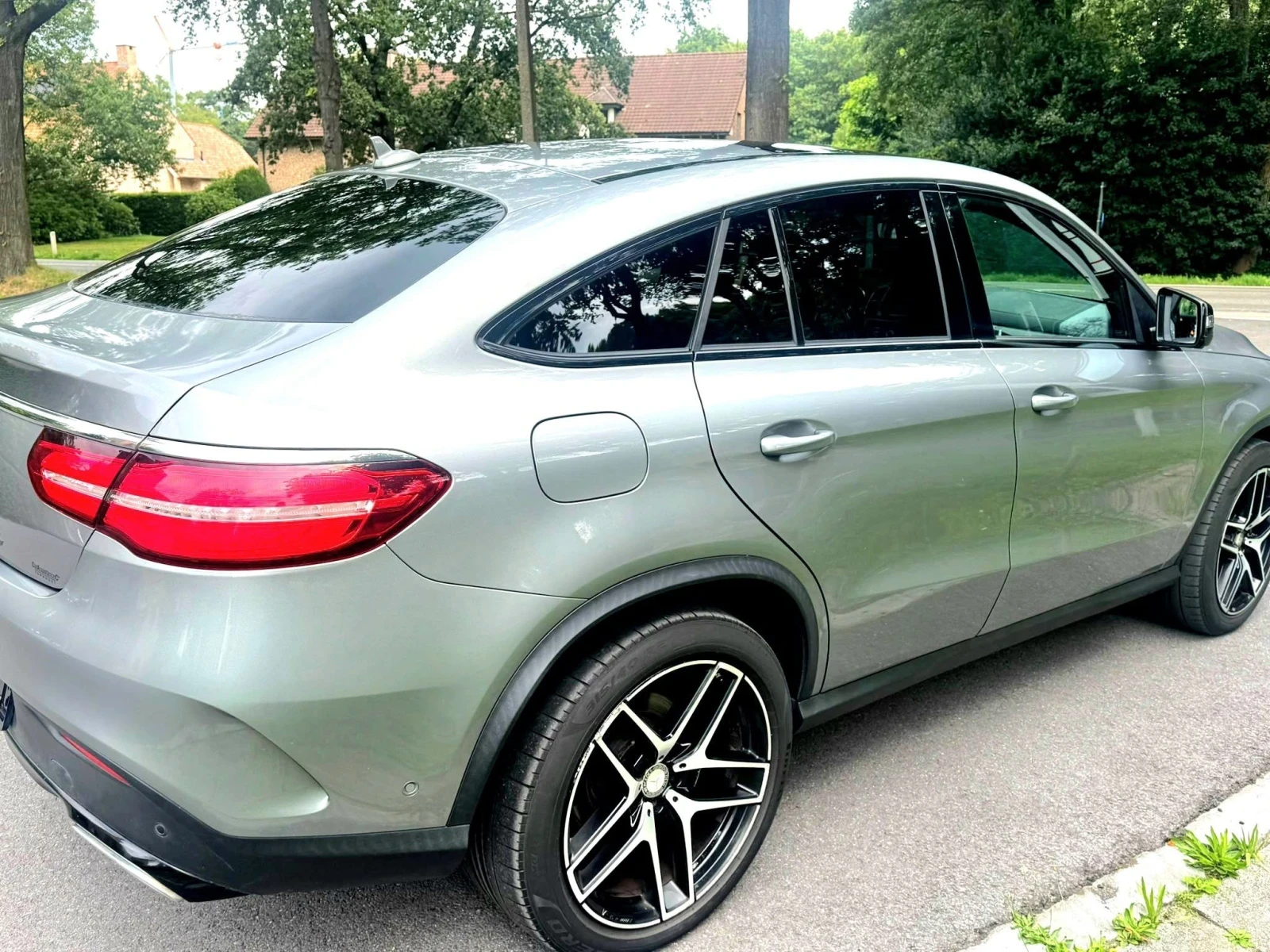 Mercedes-Benz GLE 350 D 4 MATIC ОЧАКВАН ВНОС FULL AMG LINE ЛИЗИНГ 100% - изображение 5
