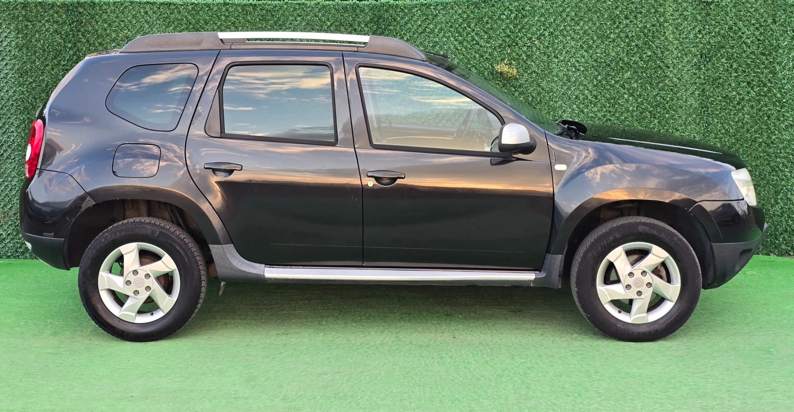 Dacia Duster 1.5dci* 107кс* НАВИГАЦИЯ* КАМЕРА - изображение 4
