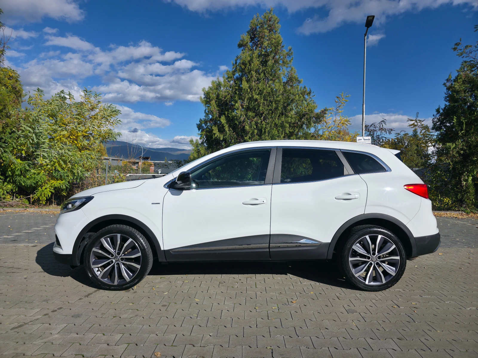 Renault Kadjar 1.3TCe BOSE  Facelift  - изображение 7