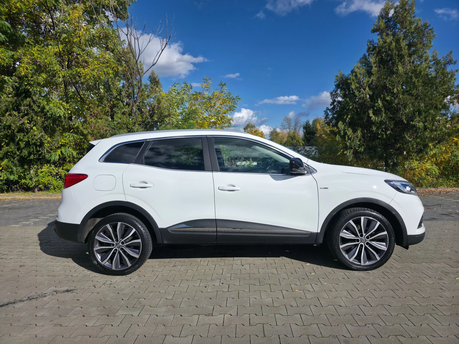 Renault Kadjar 1.3TCe BOSE  Facelift  - изображение 8