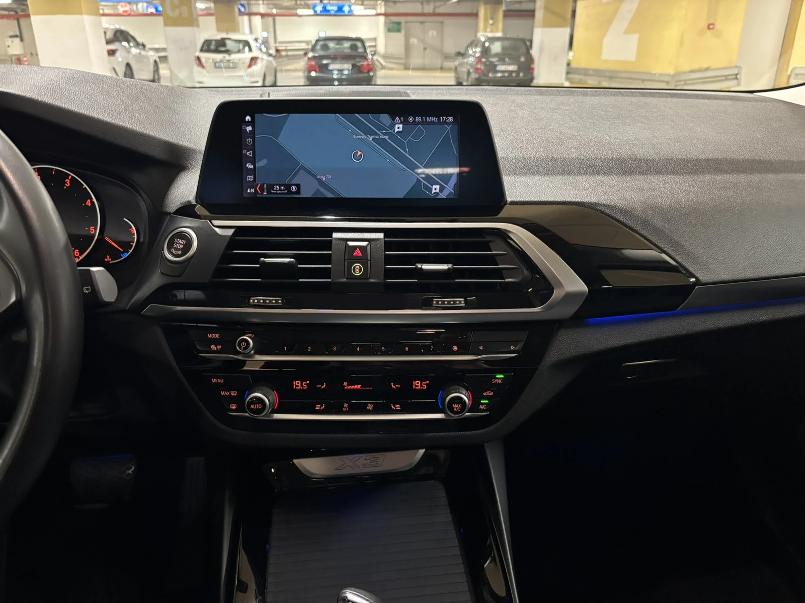 BMW X3 2.0D Xdrive - изображение 10