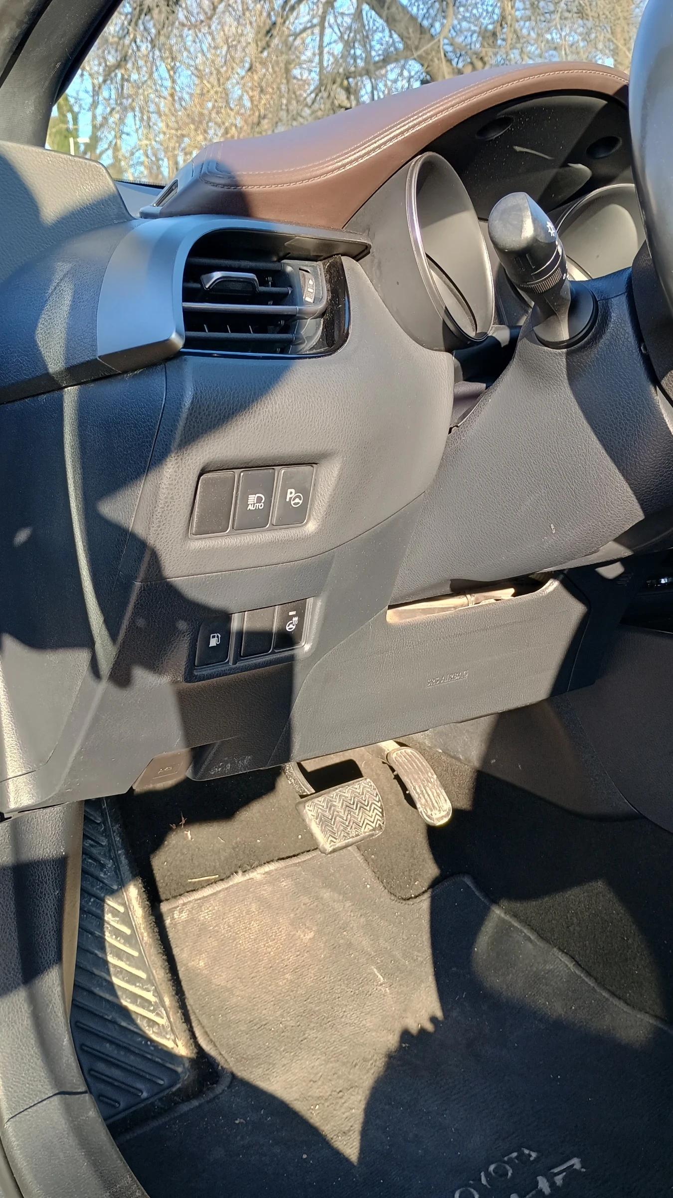 Toyota C-HR LIMITED EDITION  | Mobile.bg � ����������� 6