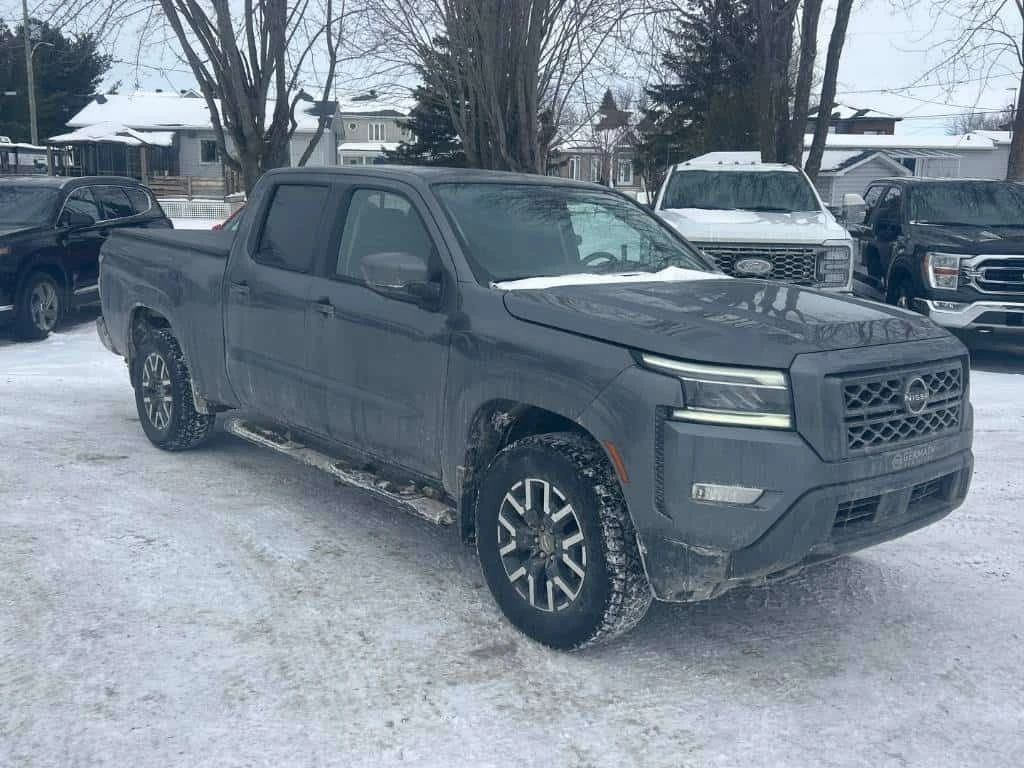 Nissan Frontier Crew Cab 4x4 S * Подгреви * Keyless * Carfax - изображение 3